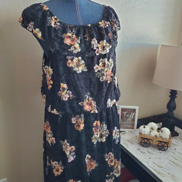 No Boundaries Bundle of Black Floral Dress and Coral Pink Top - Size 3XL - Picture 7 of 16